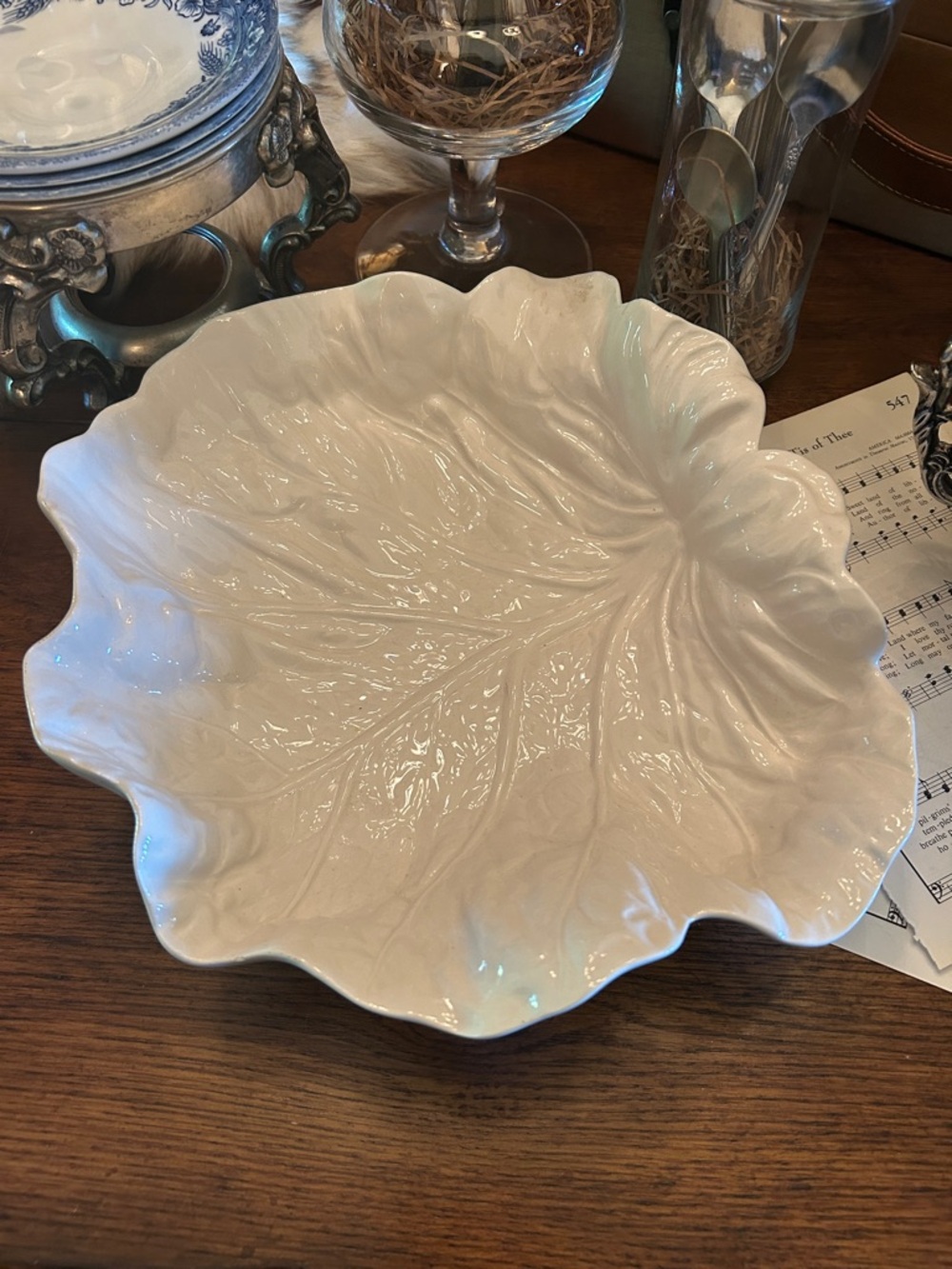 Cabbage Beige Bordallo Pinheiro Serving Bowl - Picture 2 of 6